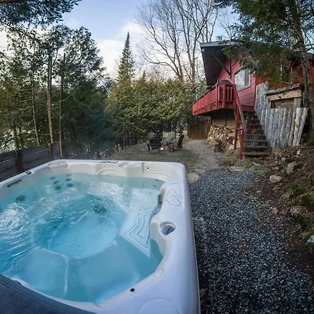 Cozy Winter Kabin + Hot Tub & Firepit Huberdeau Exterior photo