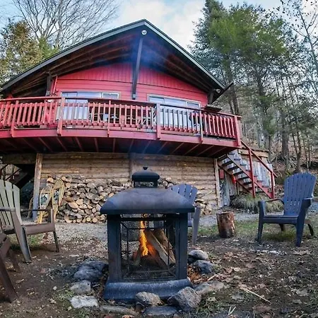 Cozy Winter Kabin + Hot Tub & Firepit Huberdeau Exterior photo